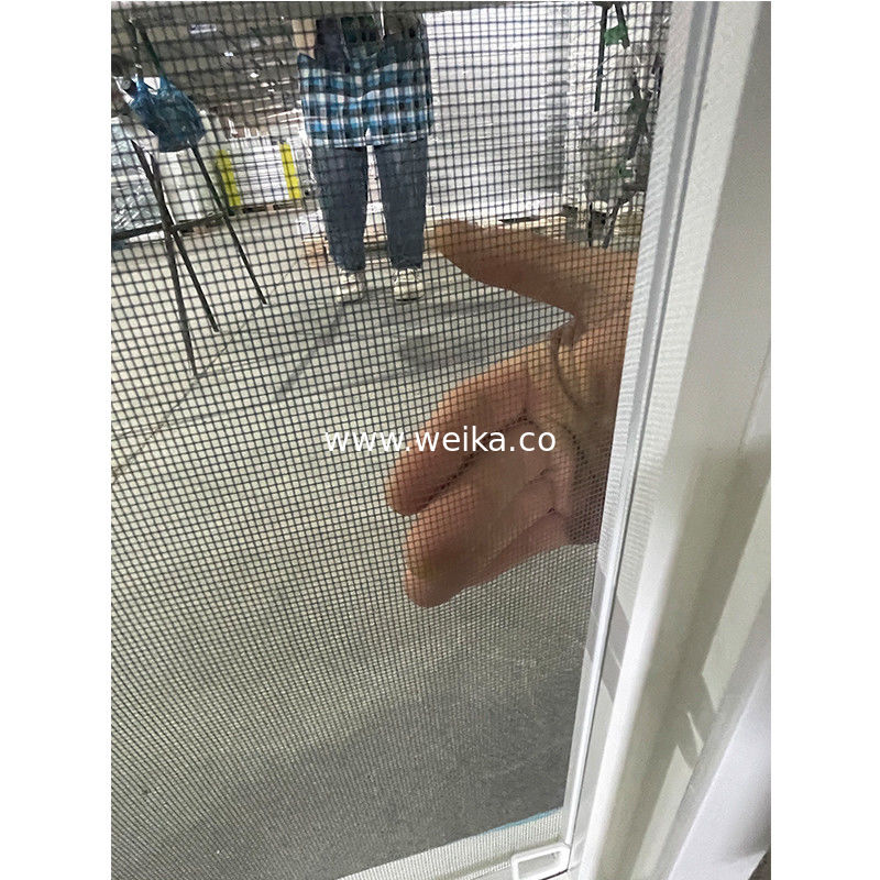 Réseau d'écran en fibre de verre fenêtre coulissante en UPVC et porte conception intégrée du matériel du ventilateur interne