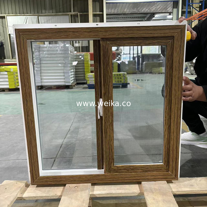 Écrans coulissants en UPVC faits sur mesure Grains de bois/blanc Couleurs et tailles personnalisables à deux tons Écran intégré Fabricant OEM