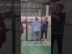 Grand écran en PVC en forme de courbe avec grille en verre